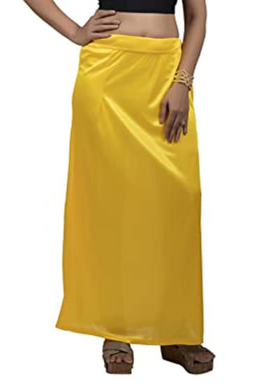 Gleaming silk slip of Saree’s shapewear for ladies