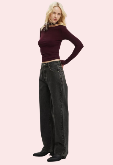 Women’s loose straight jeans in smokey black denim