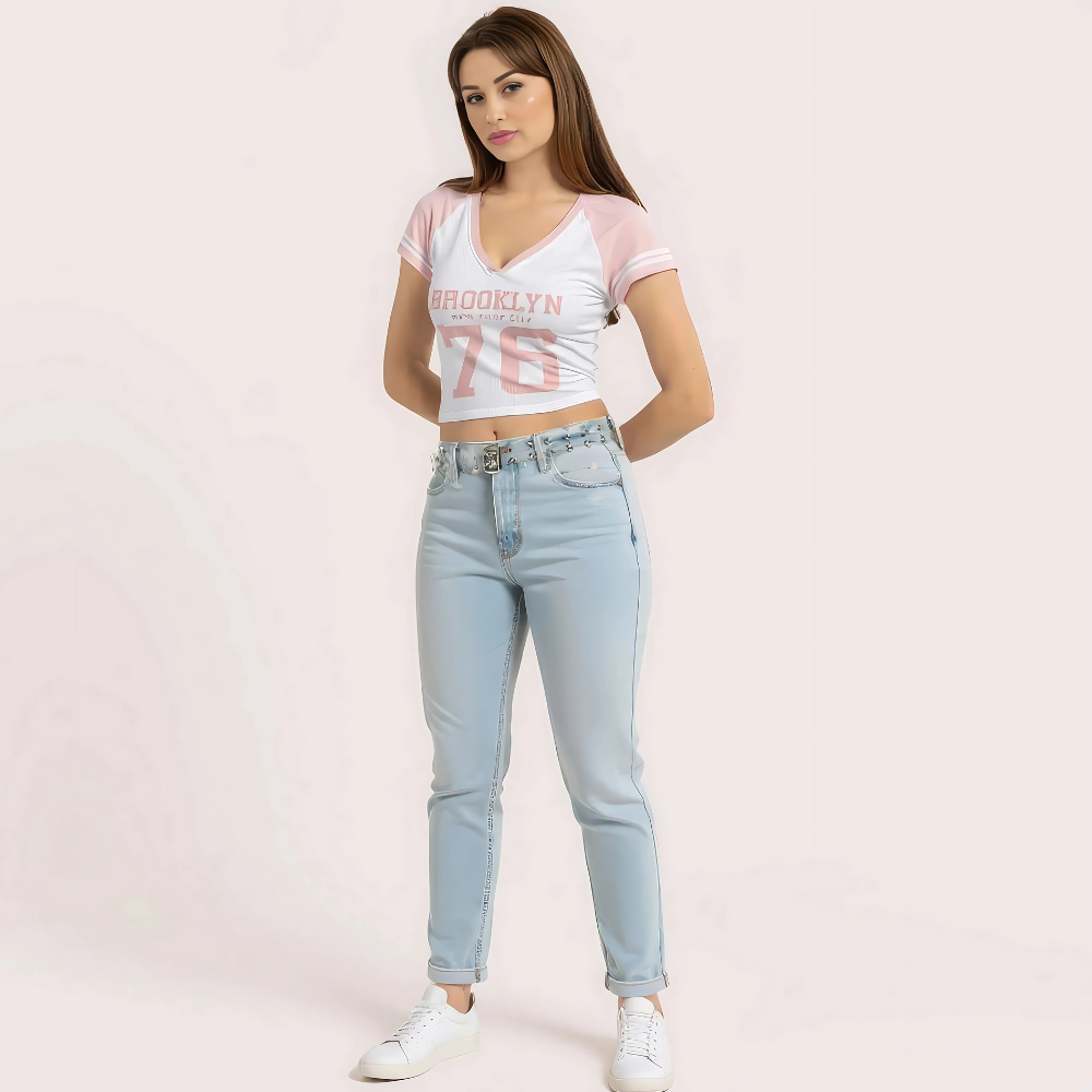 Women’s pink “brooklyn 76” v-neck crop top – sporty graphic tee